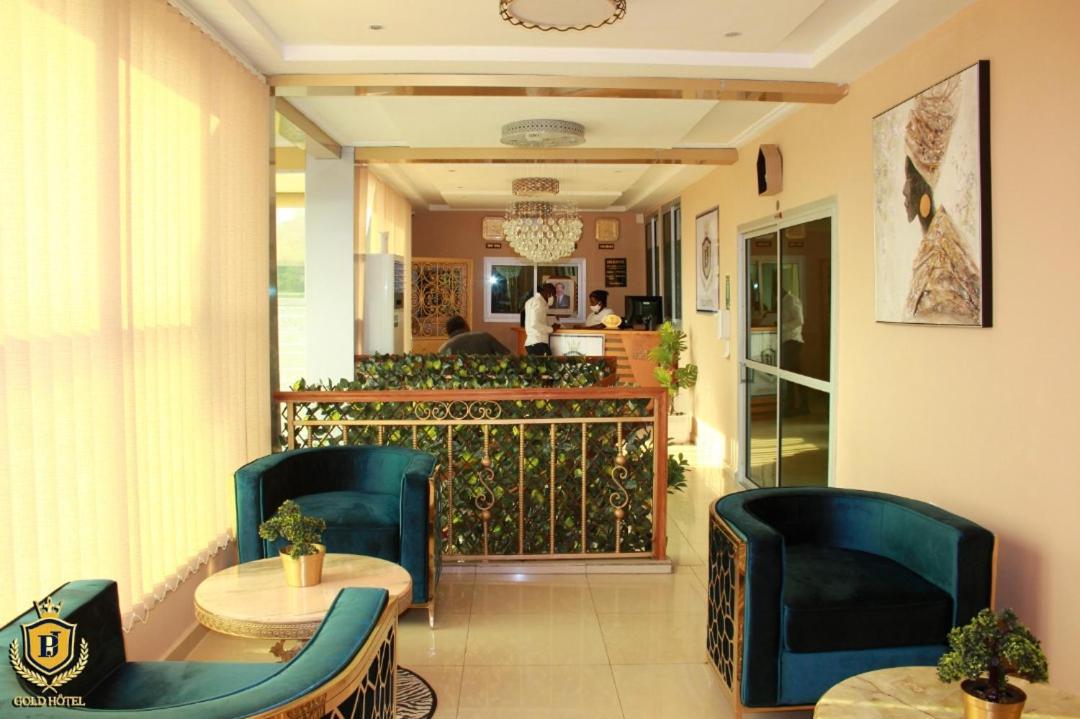 Gold Hotel Bafang Luaran gambar