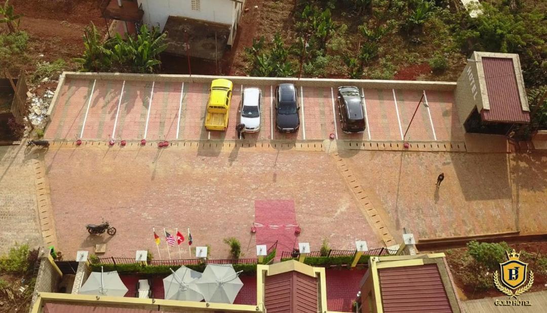 Gold Hotel Bafang Luaran gambar
