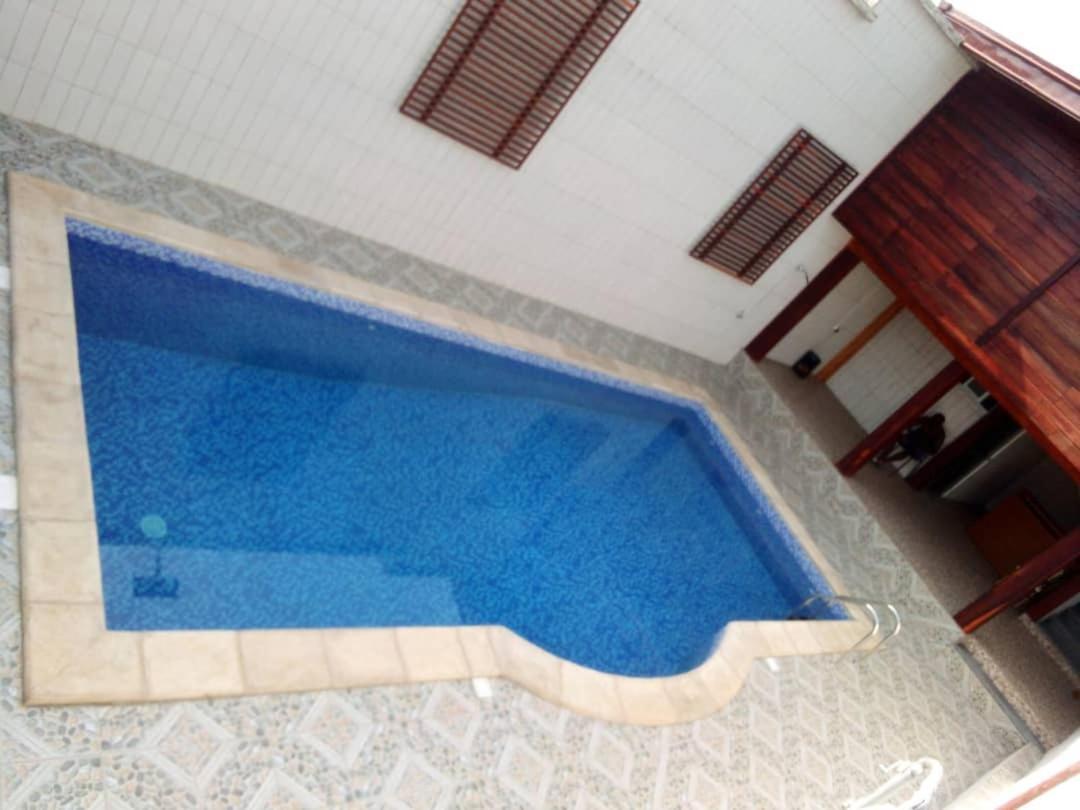 Gold Hotel Bafang Luaran gambar